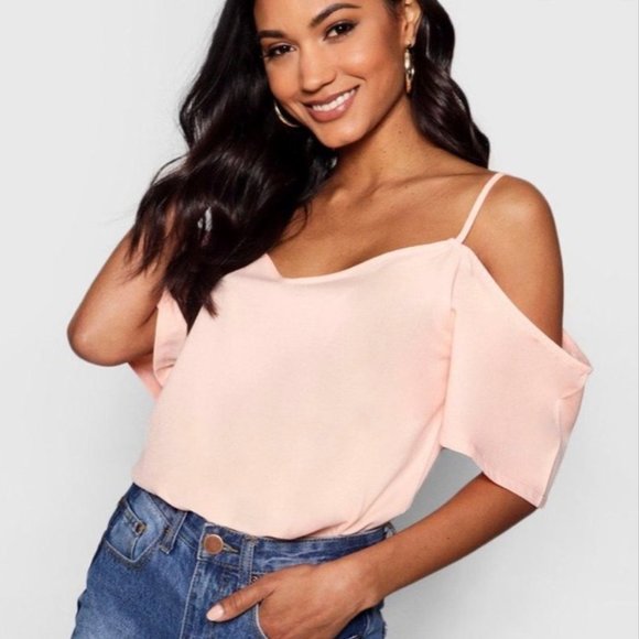 Boohoo Woven Strappy Open Shoulder Nude Pink Top - Picture 1 of 7